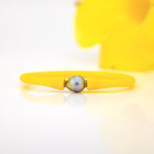 Load image into Gallery viewer, READY TO SHIP Unisex Civa Fiji Pearl Bracelet - Soft Stretch Rubber FJD$