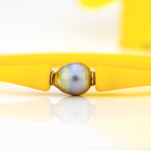 Load image into Gallery viewer, READY TO SHIP Unisex Civa Fiji Pearl Bracelet - Soft Stretch Rubber FJD$