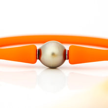 Load image into Gallery viewer, READY TO SHIP Unisex Civa Fiji Pearl Bracelet - Soft Stretch Rubber FJD$