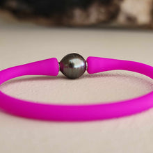 Load image into Gallery viewer, READY TO SHIP Unisex Civa Fiji Pearl Bracelet - Soft Stretch Rubber FJD$