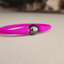 Load image into Gallery viewer, READY TO SHIP Unisex Civa Fiji Pearl Bracelet - Soft Stretch Rubber FJD$