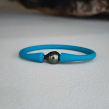 Load image into Gallery viewer, READY TO SHIP Unisex Civa Fiji Pearl Bracelet - Soft Stretch Rubber FJD$