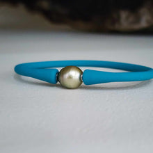 Load image into Gallery viewer, READY TO SHIP Unisex Civa Fiji Pearl Bracelet - Soft Stretch Rubber FJD$
