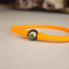 Load image into Gallery viewer, READY TO SHIP Unisex Civa Fiji Pearl Bracelet - Soft Stretch Rubber FJD$