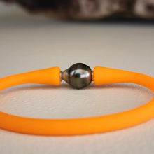 Load image into Gallery viewer, READY TO SHIP Unisex Civa Fiji Pearl Bracelet - Soft Stretch Rubber FJD$