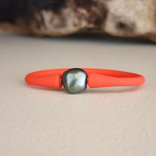 Load image into Gallery viewer, READY TO SHIP Unisex Civa Fiji Pearl Bracelet - Soft Stretch Rubber FJD$