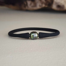 Load image into Gallery viewer, READY TO SHIP Unisex Civa Fiji Pearl Bracelet - Soft Stretch Rubber FJD$