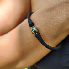 Load image into Gallery viewer, READY TO SHIP Unisex Civa Fiji Pearl Bracelet - Soft Stretch Rubber FJD$