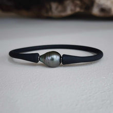 Load image into Gallery viewer, READY TO SHIP Unisex Civa Fiji Pearl Bracelet - Soft Stretch Rubber FJD$
