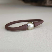 Load image into Gallery viewer, READY TO SHIP Unisex Civa Fiji Pearl Bracelet - Soft Stretch Rubber FJD$