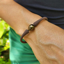 Load image into Gallery viewer, READY TO SHIP Unisex Civa Fiji Pearl Bracelet - Soft Stretch Rubber FJD$