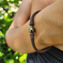 Load image into Gallery viewer, READY TO SHIP Unisex Civa Fiji Pearl Bracelet - Soft Stretch Rubber FJD$