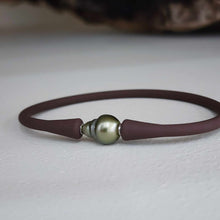 Load image into Gallery viewer, READY TO SHIP Unisex Civa Fiji Pearl Bracelet - Soft Stretch Rubber FJD$