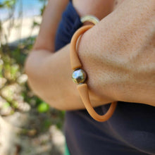 Load image into Gallery viewer, READY TO SHIP Unisex Civa Fiji Pearl Bracelet - Soft Stretch Rubber FJD$