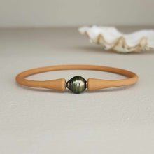 Load image into Gallery viewer, READY TO SHIP Unisex Civa Fiji Pearl Bracelet - Soft Stretch Rubber FJD$