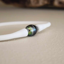 Load image into Gallery viewer, READY TO SHIP Unisex Civa Fiji Pearl Bracelet - Soft Stretch Rubber FJD$