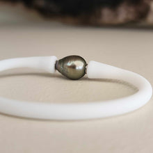 Load image into Gallery viewer, READY TO SHIP Unisex Civa Fiji Pearl Bracelet - Soft Stretch Rubber FJD$