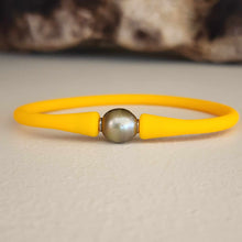 Load image into Gallery viewer, READY TO SHIP Unisex Civa Fiji Pearl Bracelet - Soft Stretch Rubber FJD$