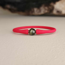 Load image into Gallery viewer, READY TO SHIP Unisex Civa Fiji Pearl Bracelet - Soft Stretch Rubber FJD$