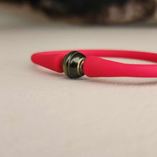 Load image into Gallery viewer, READY TO SHIP Unisex Civa Fiji Pearl Bracelet - Soft Stretch Rubber FJD$