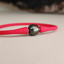 Load image into Gallery viewer, READY TO SHIP Unisex Civa Fiji Pearl Bracelet - Soft Stretch Rubber FJD$