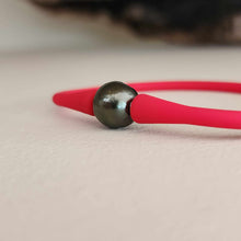 Load image into Gallery viewer, READY TO SHIP Unisex Civa Fiji Pearl Bracelet - Soft Stretch Rubber FJD$