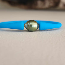 Load image into Gallery viewer, READY TO SHIP Unisex Civa Fiji Pearl Bracelet - Soft Stretch Rubber FJD$