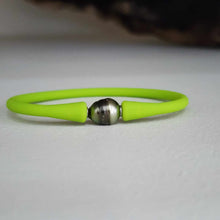 Load image into Gallery viewer, READY TO SHIP Unisex Civa Fiji Pearl Bracelet - Soft Stretch Rubber FJD$