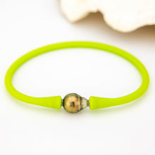 Load image into Gallery viewer, READY TO SHIP Unisex Civa Fiji Pearl Bracelet - Soft Stretch Rubber FJD$
