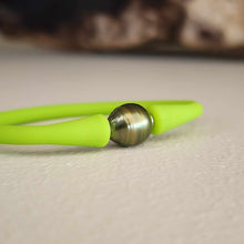 Load image into Gallery viewer, READY TO SHIP Unisex Civa Fiji Pearl Bracelet - Soft Stretch Rubber FJD$