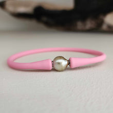 Load image into Gallery viewer, READY TO SHIP Unisex Civa Fiji Pearl Bracelet - Soft Stretch Rubber FJD$