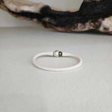 Load image into Gallery viewer, READY TO SHIP Unisex Civa Fiji Pearl Bracelet - Soft Stretch Rubber FJD$