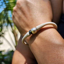 Load image into Gallery viewer, READY TO SHIP Unisex Civa Fiji Pearl Bracelet - Soft Stretch Rubber FJD$