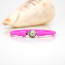 Load image into Gallery viewer, READY TO SHIP Unisex Civa Fiji Pearl Bracelet - Soft Stretch Rubber FJD$