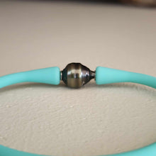 Load image into Gallery viewer, READY TO SHIP Unisex Civa Fiji Pearl Bracelet - Soft Stretch Rubber FJD$
