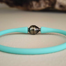 Load image into Gallery viewer, READY TO SHIP Unisex Civa Fiji Pearl Bracelet - Soft Stretch Rubber FJD$