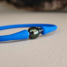 Load image into Gallery viewer, READY TO SHIP Unisex Civa Fiji Pearl Bracelet - Soft Stretch Rubber FJD$