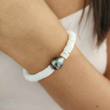 Load image into Gallery viewer, CONTACT US TO RECREATE THIS SOLD OUT STYLE Fiji Saltwater Pearl & Shell Bracelet in 925 Sterling Silver - FJD$