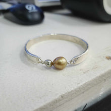 Load image into Gallery viewer, CONTACT US TO RECREATE THIS SOLD OUT STYLE Civa Fiji Pearl Duo Organic Cast Bracelet - 925 Sterling Silver FJD$