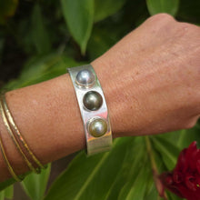 Load image into Gallery viewer, CONTACT US TO RECREATE THIS SOLD OUT STYLE Civa Fiji Saltwater Bezel Set Pearl Cuff - 925 Sterling Silver FJD$