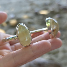 Load image into Gallery viewer, READY TO SHIP Bezel Set Shell Cuff - 925 Sterling Silver FJD$