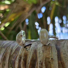 Load image into Gallery viewer, READY TO SHIP Bezel Set Shell Cuff - 925 Sterling Silver FJD$