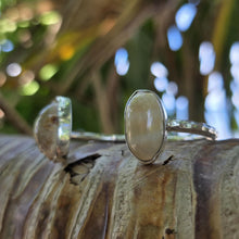 Load image into Gallery viewer, READY TO SHIP Bezel Set Shell Cuff - 925 Sterling Silver FJD$