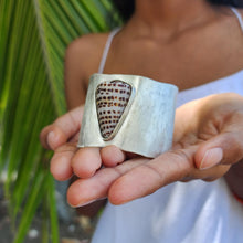 Load image into Gallery viewer, READY TO SHIP Bezel Set Shell Cuff - 925 Sterling Silver FJD$