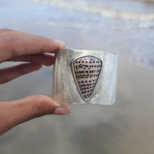 Load image into Gallery viewer, READY TO SHIP Bezel Set Shell Cuff - 925 Sterling Silver FJD$