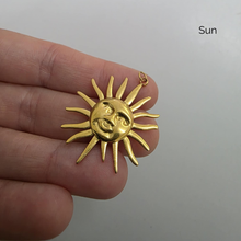 Load image into Gallery viewer, Online Charm Bar - Create your own with your choice of charm(s) from FJD$