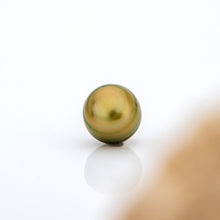 Load image into Gallery viewer, READY TO SHIP Unisex Woven Civa Fiji Graded Pearl Bracelet - FJD$