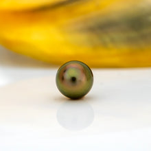 Load image into Gallery viewer, READY TO SHIP Unisex Woven Civa Fiji Graded Pearl Bracelet - FJD$