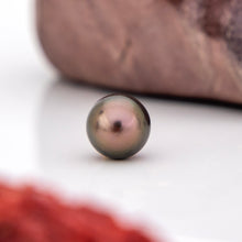 Load image into Gallery viewer, READY TO SHIP Unisex Graded Civa Fiji Pearl Stretch Bracelet - FJD$