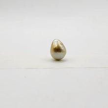 Load image into Gallery viewer, READY TO SHIP Wooden Bead Saltwater Pearl Bracelet in 14k Gold Fill - FJD$